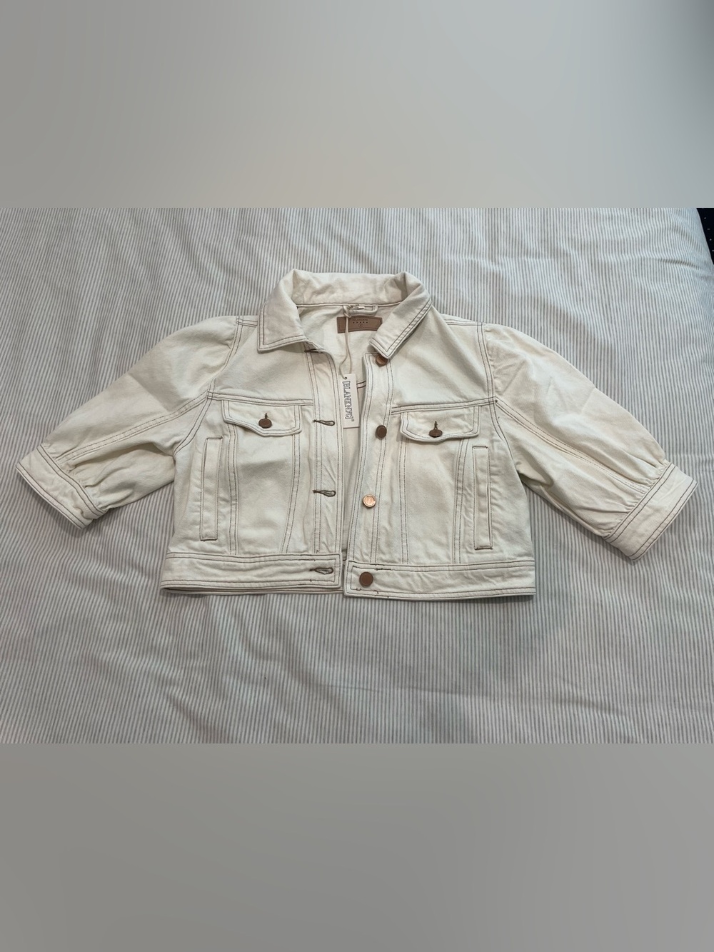 Blank NYC women’s Cream Cropped Denim Jacket